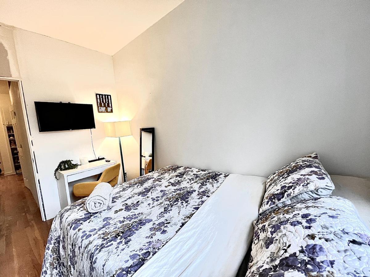 Manhattan -Ues - Room Accommodation New York Esterno foto