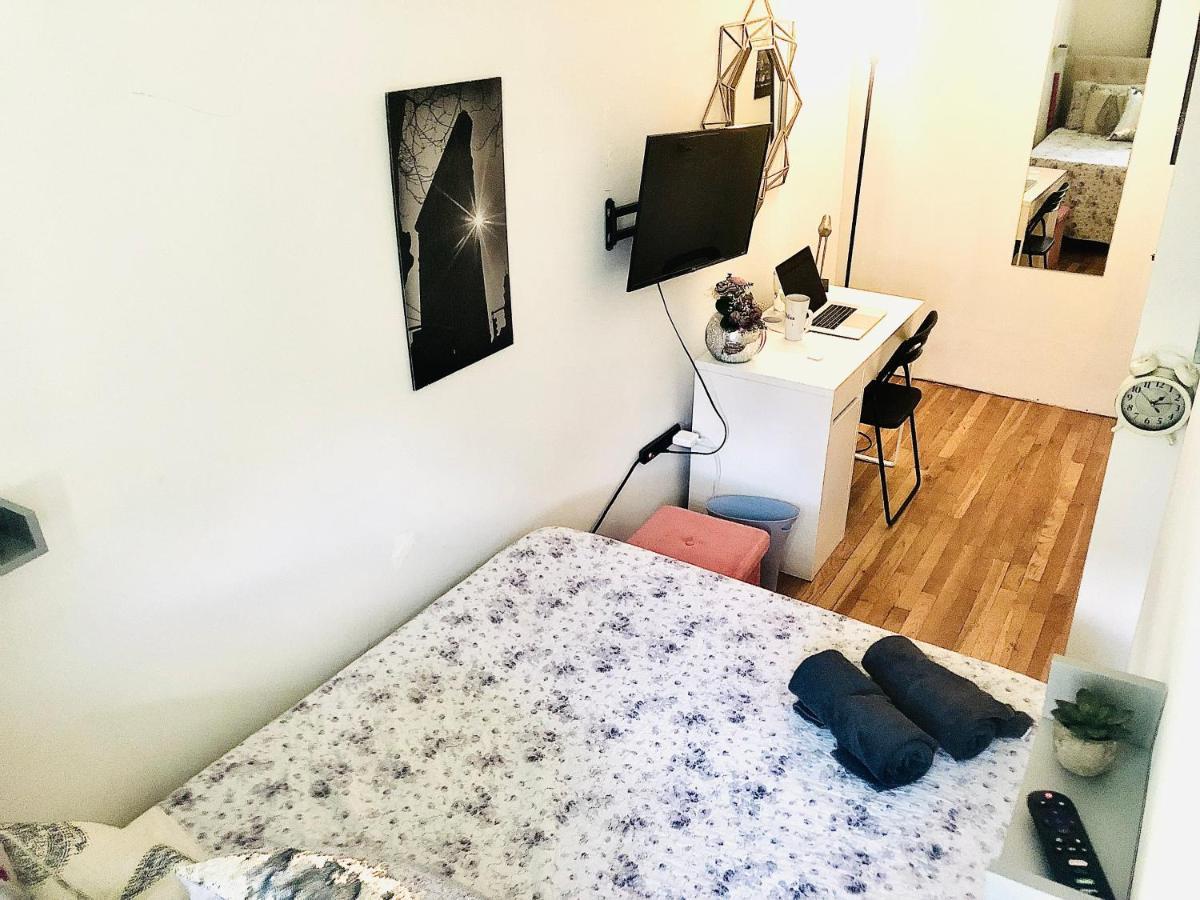 Manhattan -Ues - Room Accommodation New York Esterno foto